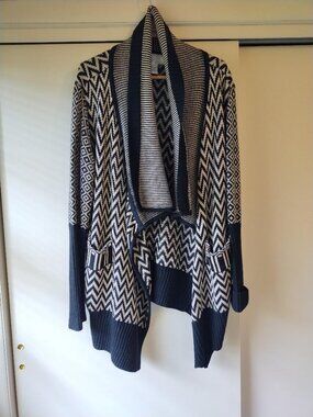 Curio Cardigan